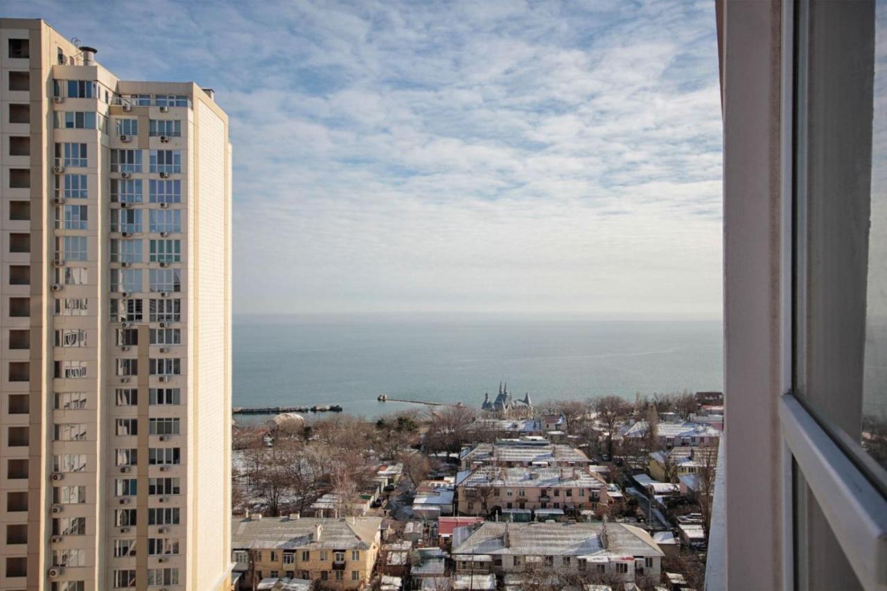 Шикарные Апартаменты У Моря!!! Odessa Buitenkant foto